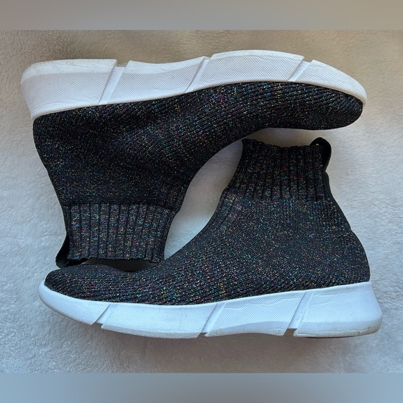 BP Multicolor Knit High-Top Sneakers - Picture 1 of 3